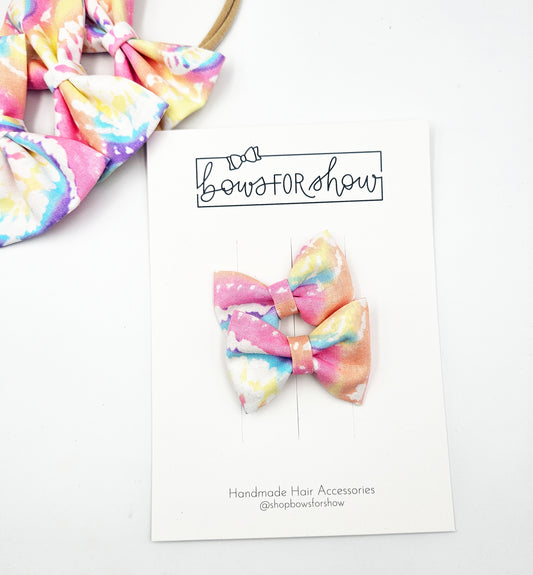 Tie dye pigtail bows