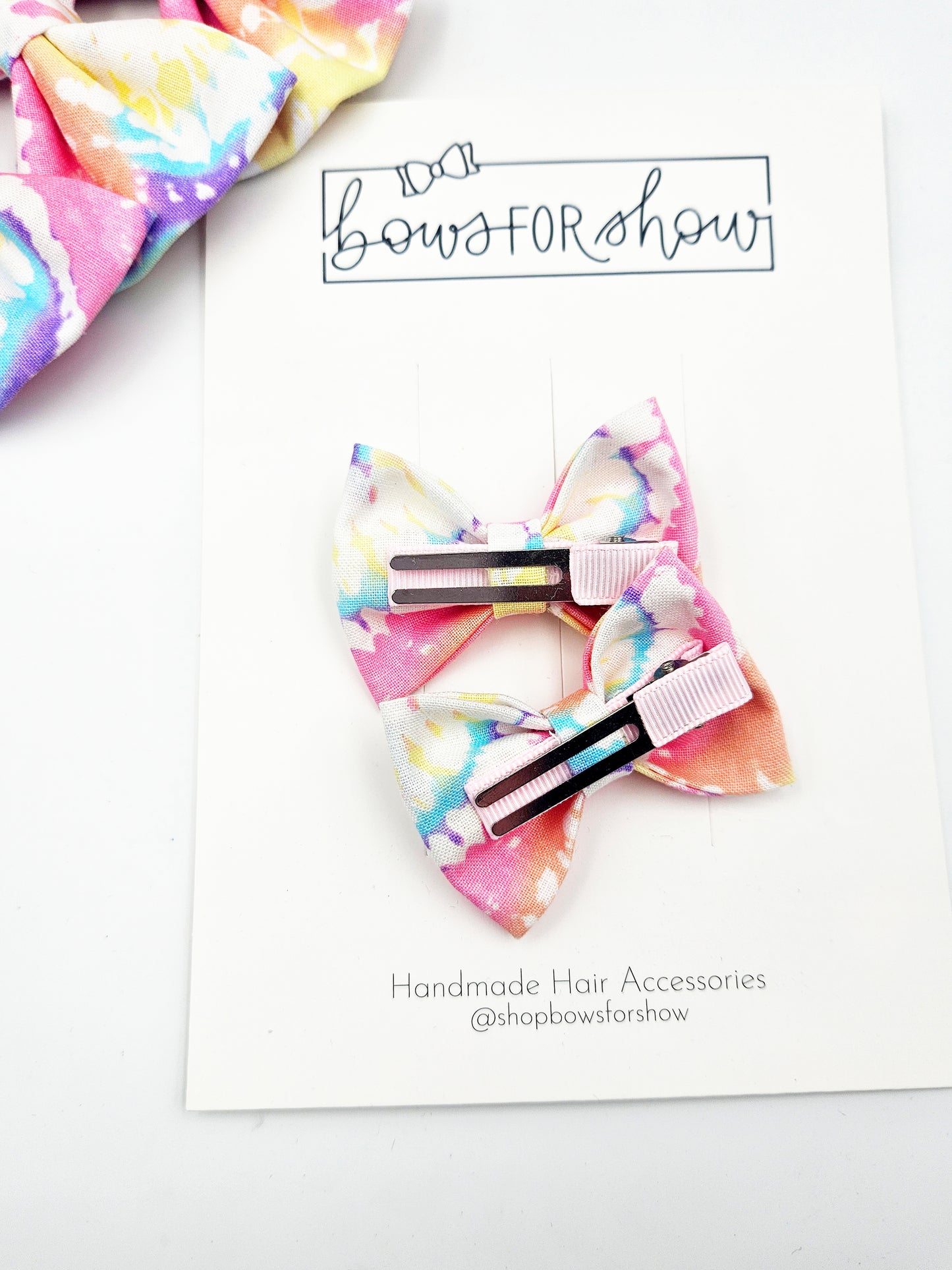 Tie dye pigtail bows